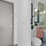 Serene Retreat - Beautifully Designed Lejlighed